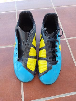 Zapatillas Nike T90 talla 45.5 de segunda mano por 9 EUR en Armilla en  WALLAPOP