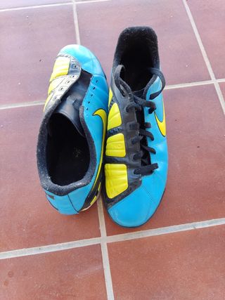Zapatillas Nike T90 talla 45.5 de segunda mano por 9 EUR en Armilla en  WALLAPOP