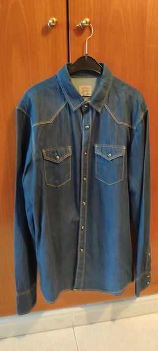 Pack 3 camisas El Ganso, El Cortes Inglés y Tejana de segunda mano por 20  EUR en Barcelona en WALLAPOP