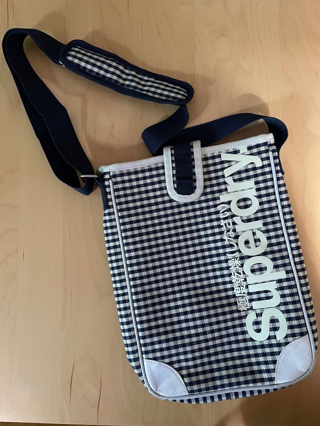 Bolso Superdry