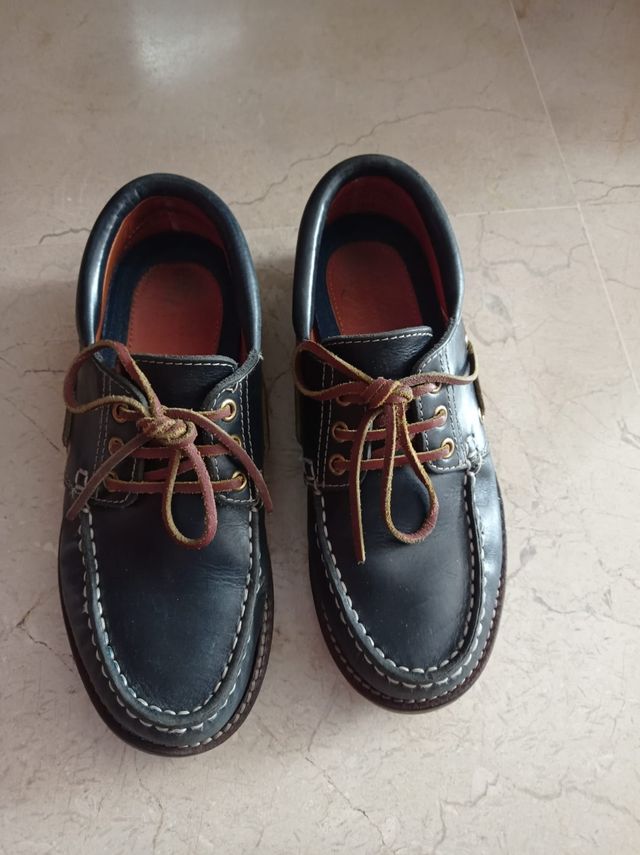 Náuticos. Talla 36. Muy poco uso. Muy buen estado