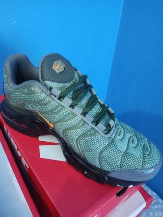 Zapatillas Nike TNT de segunda mano por 50 EUR en La Estacada en WALLAPOP