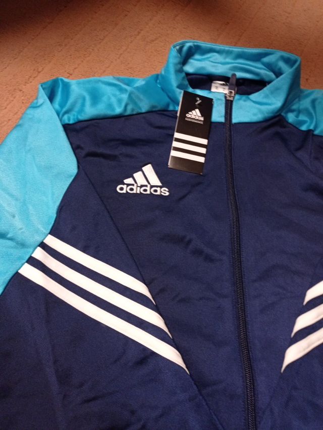 Chaqueta ADIDAS A ESTRENAR