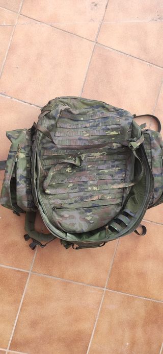 Mochila combate Altus de segunda mano por 149 EUR en Málaga en WALLAPOP
