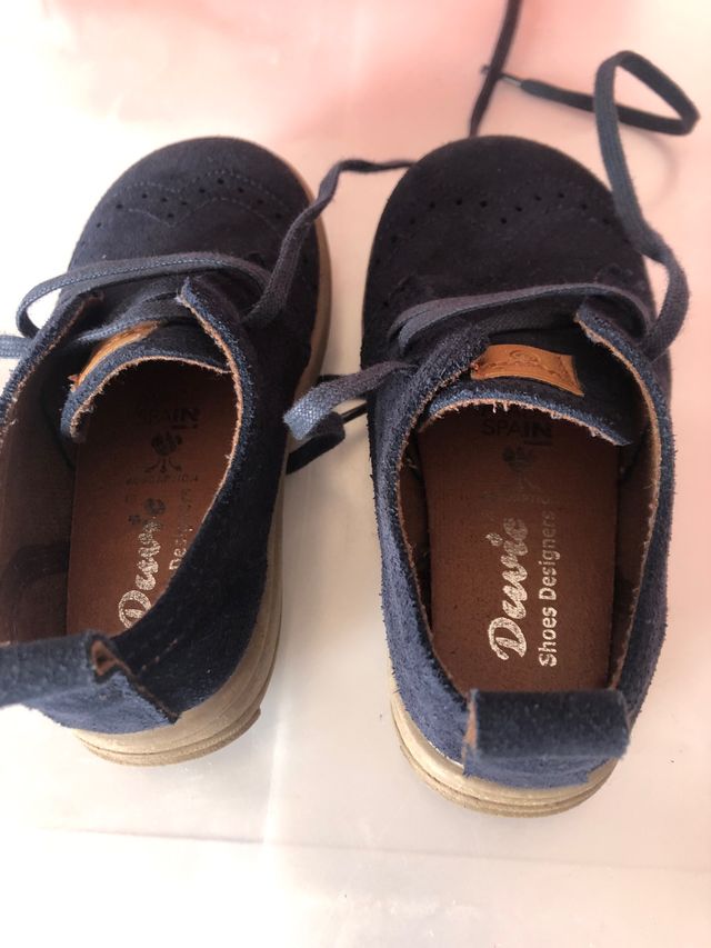 Zapatos piel talla 23 puestas una ceremonia solo