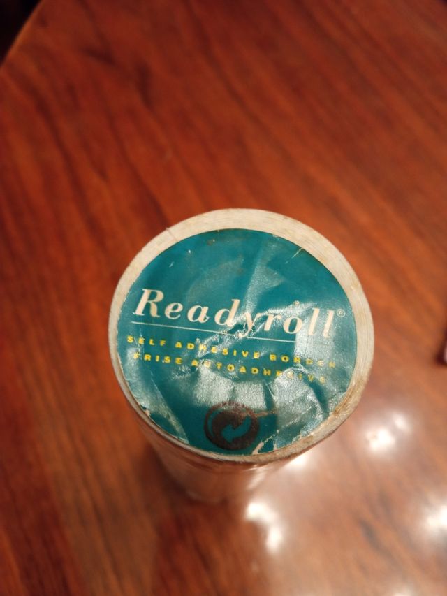 Cenefas autoadhesivas antiguas