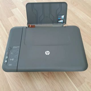 Impresora HP Deskjet 2050A de segunda mano por 25 EUR en Madrid en WALLAPOP