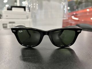 Gafas Ray Ban pequeñas!! de segunda mano por 15 EUR en Madrid en WALLAPOP