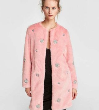 ABRIGO JOYAS ZARA-PERFECTO ESTADO de segunda mano por 39,99 EUR en Huelva  en WALLAPOP