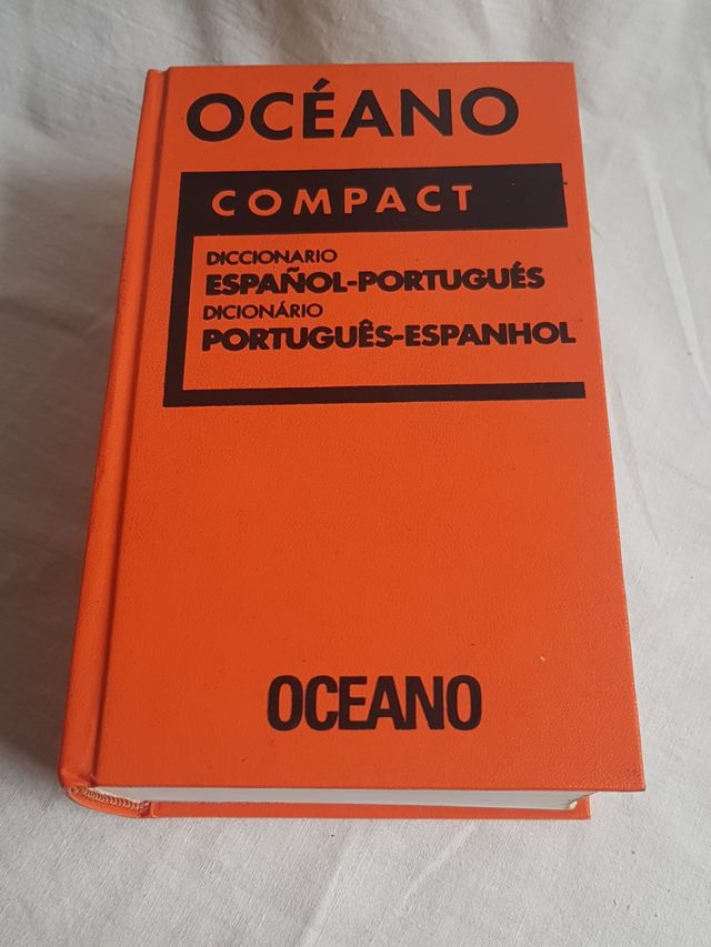 Diccionario portugués Océano Compact