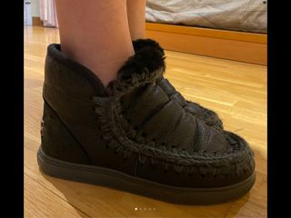 Sneaker, bota MOU, talla 38, negras de segunda mano por 110 EUR en Oviedo  en WALLAPOP