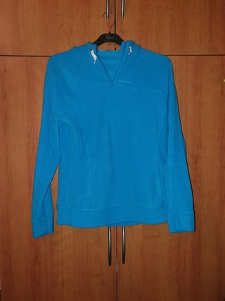 Sudadera Azul Decathlon de segunda mano en Valencia en WALLAPOP