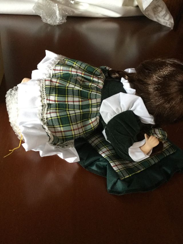 Bambola porcellana da collezione