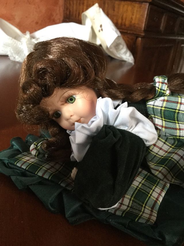 Bambola porcellana da collezione