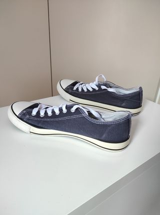 Zapatillas mujer de Atmosphere talla 42 de segunda mano por 5 EUR en León  en WALLAPOP