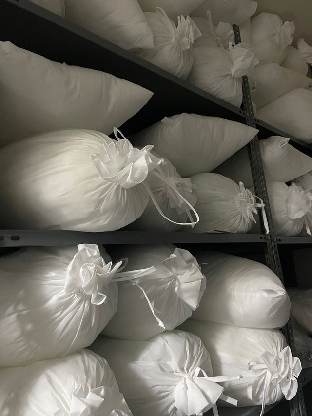 relleno cojín y almohada