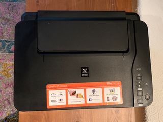 Impresora de tinta Canon Pixma MP230 de segunda mano por 20 EUR en Madrid  en WALLAPOP