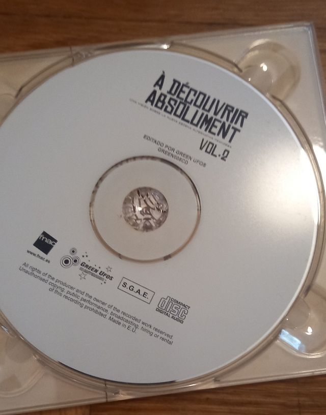 CD À DÉCOUVRIR ABSOLUMENT VOL .2