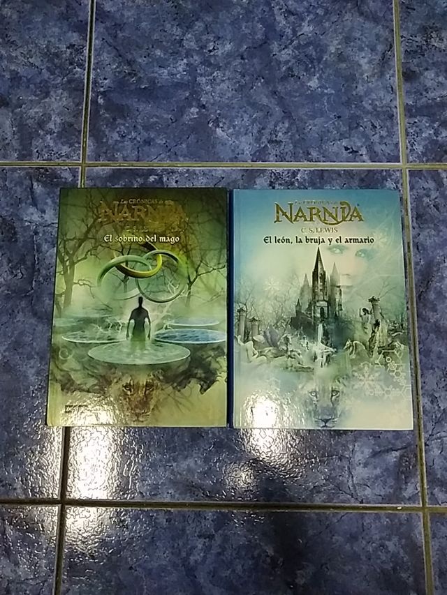 Crónicas de Narnia. Dos libros.