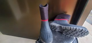 Botas de agua quechua de segunda mano por 9 EUR en Madrid en WALLAPOP