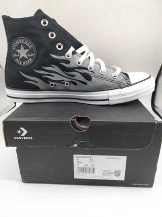 Converse negras y llamas gris talla 42,5 de segunda mano por 68 EUR en  Bilbao en WALLAPOP