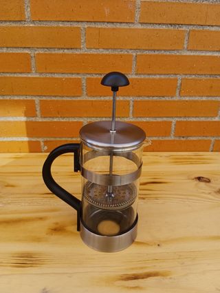 Cafetera-Tetera Ikea de segunda mano por 5 EUR en Tarragona en WALLAPOP
