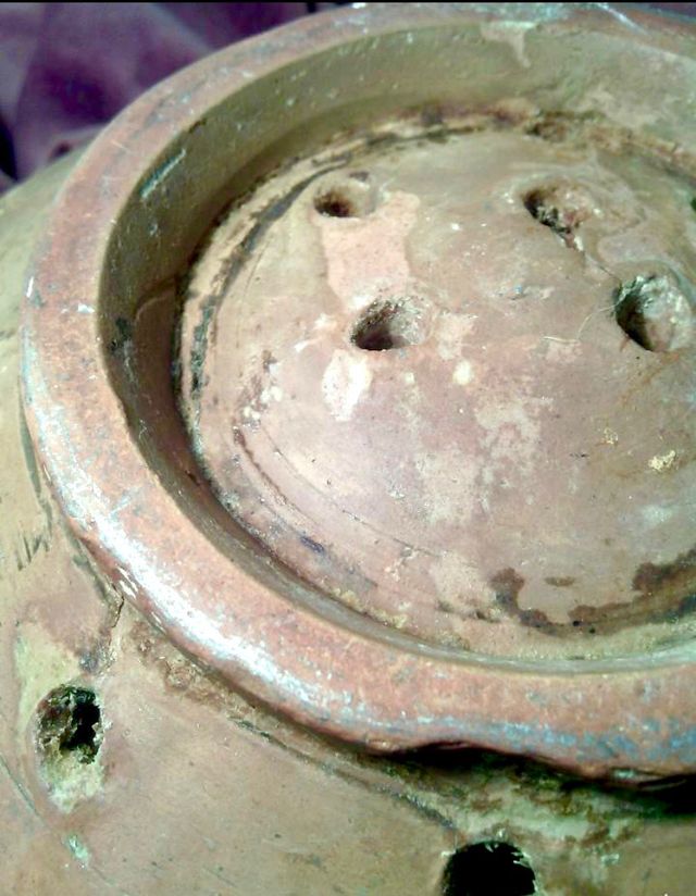 La Bisbal antigua. Escurridor aceitunas