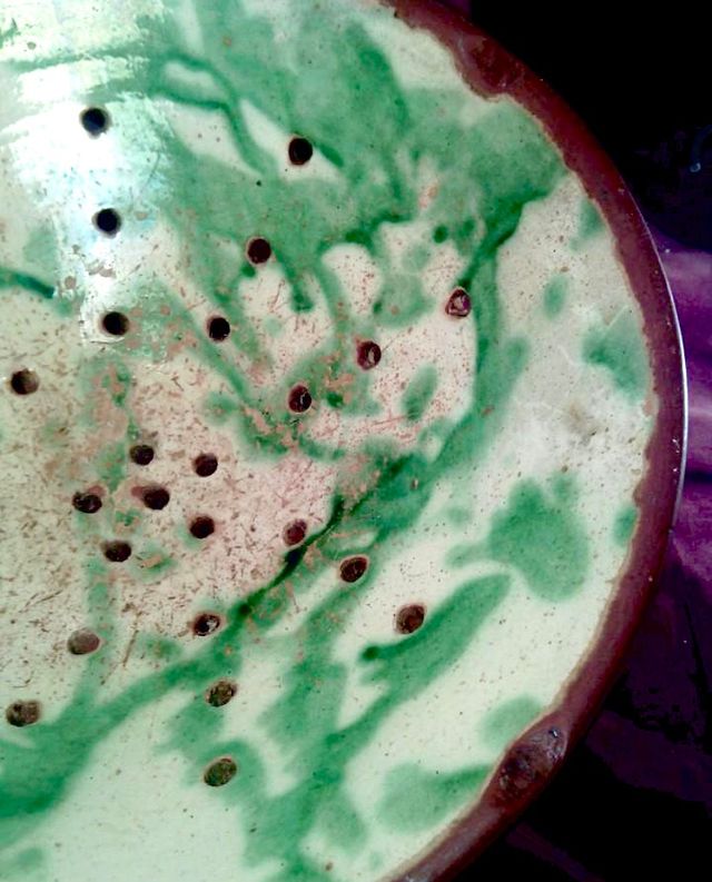 La Bisbal antigua. Escurridor aceitunas