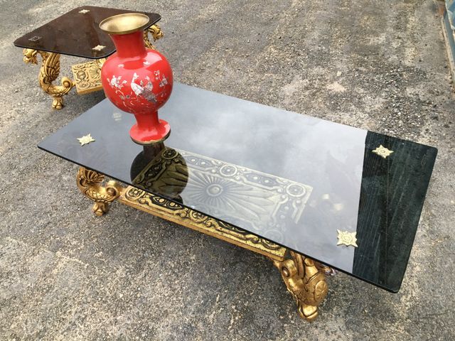 2 MESAS BAJAS CRISTAL CON DRAGONES ESTILO ORIENTAL