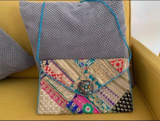 Distintos bolsos para fiestas, eventos o informal