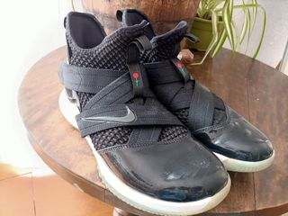 Zapatillas Nike Lebron Soldier 12 SFG, Deportivas de segunda mano por 48  EUR en Ondara en WALLAPOP