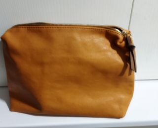 Neceser hombre piel de segunda mano por 14 EUR en Granada en WALLAPOP