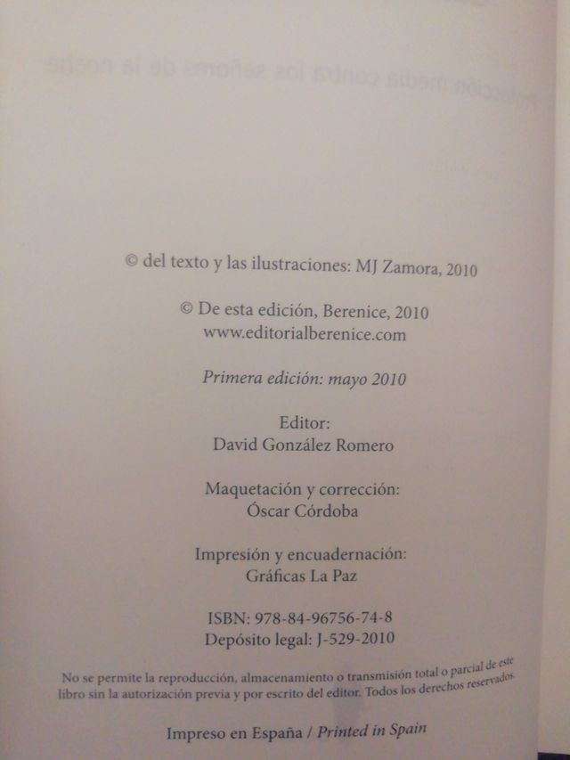 Vampiros: Guía de supervivencia / MJ Zamora