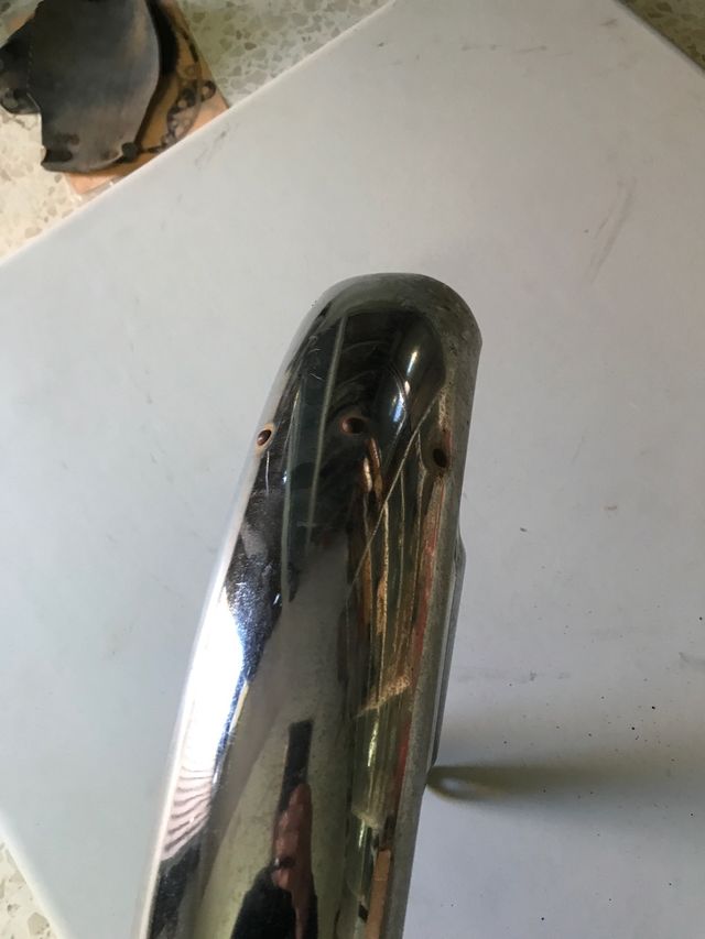 Guardabarros cromado derbi