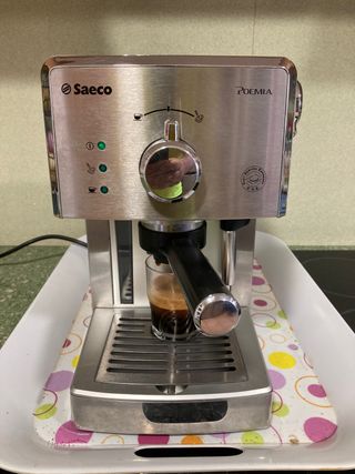 Cafetera Saeco Poemia Inox de segunda mano por 55 EUR en Valencia en  WALLAPOP
