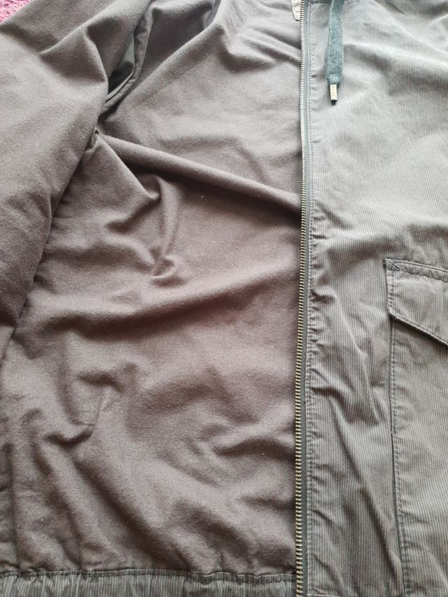 Txapeldun jaka. Cazadora c/capucha M