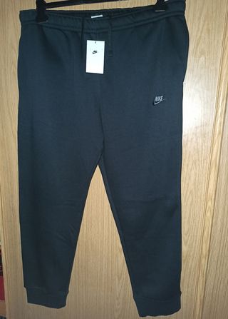 Chandal Nike algodón de segunda mano en Madrid en WALLAPOP