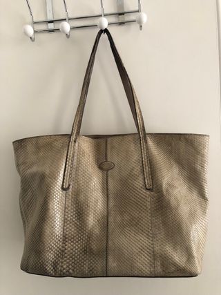 Bolso Tod\\'s de segunda mano por 25 EUR en Madrid en WALLAPOP