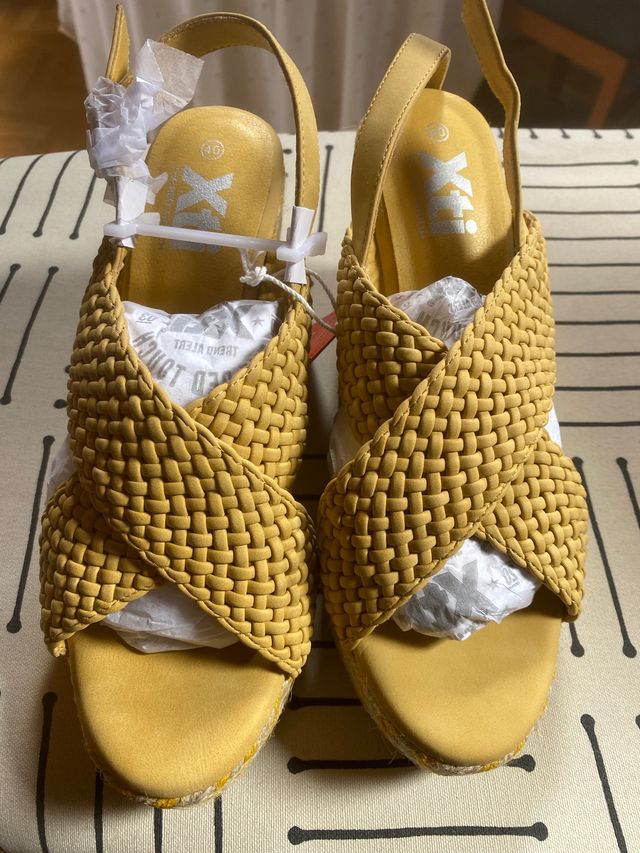 SANDALIAS CUÑA VERANO T 40