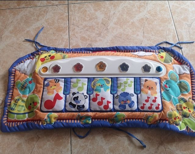 Piano para cuna