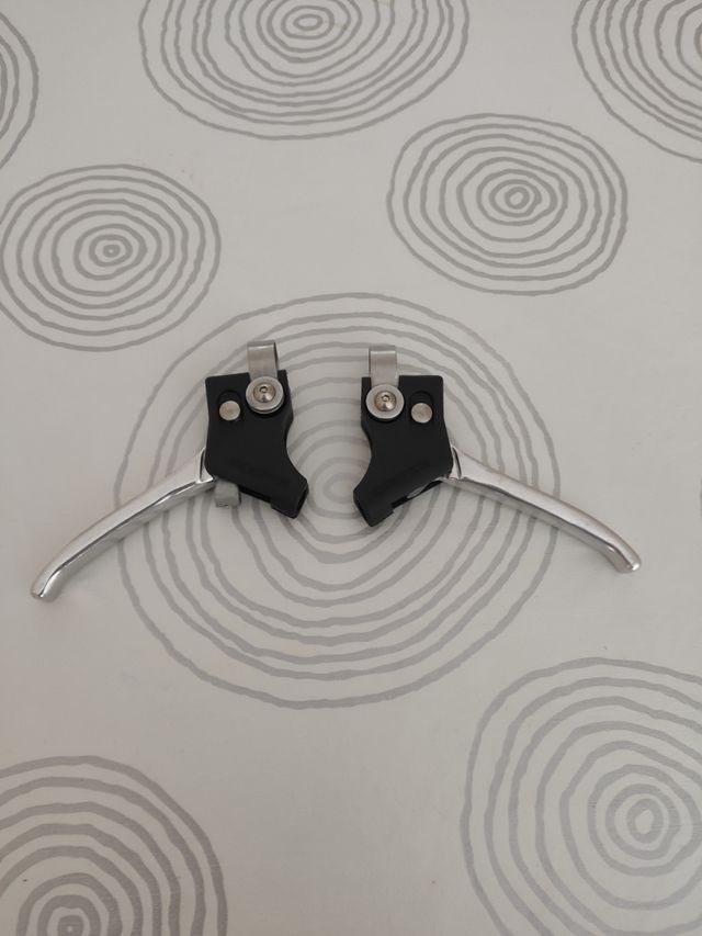 MANETAS DE FRENO BROMPTON