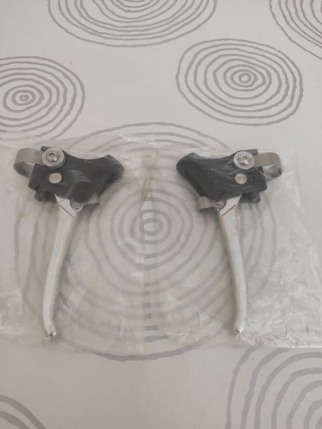 MANETAS DE FRENO BROMPTON