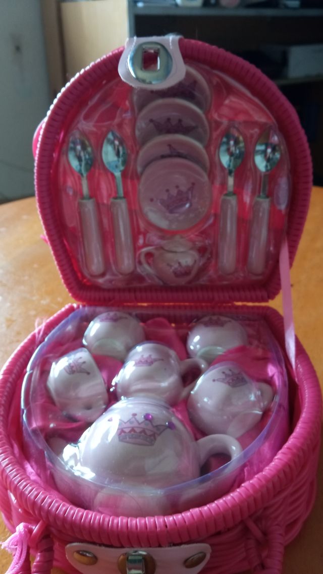 cesta de te. marca Lucy locker.