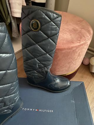 Botas de agua Tommy Hilfiger de segunda mano en WALLAPOP