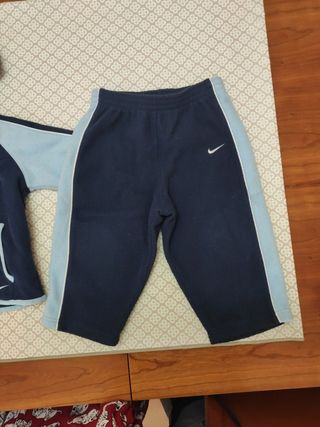 CHANDAL NIKE JUST DO IT, 18-24 MESES de segunda mano por 18 EUR en Olesa de  Montserrat en WALLAPOP