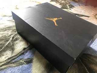 Jordan Max Aura (Rojas y blancas) de segunda mano por 60 EUR en Fuenlabrada  en WALLAPOP