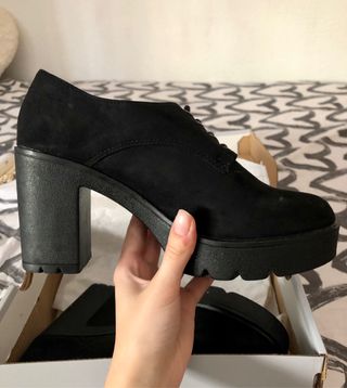 Botines de tacón MARYPAZ de segunda mano por 6 EUR en Móstoles en WALLAPOP