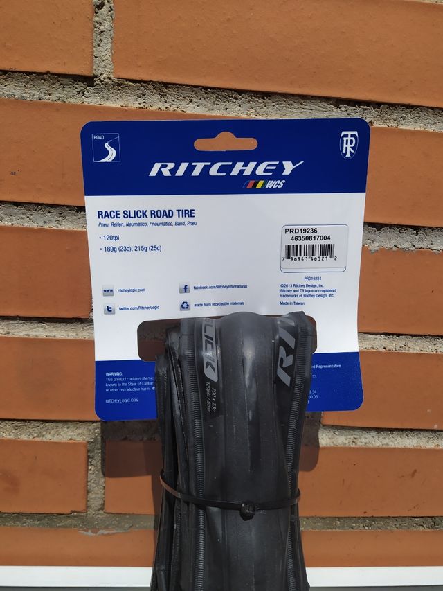 700x23c RITCHEY WCS Slick.Cubierta Carretera.NUEVA