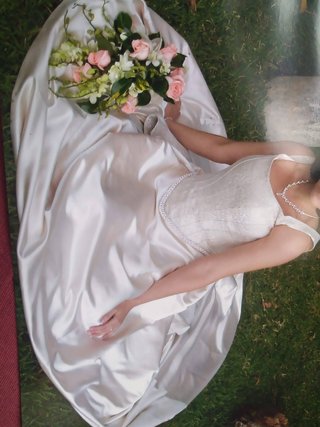 VESTIDO NOVIA de segunda mano por 49,99 EUR en Valencia en WALLAPOP