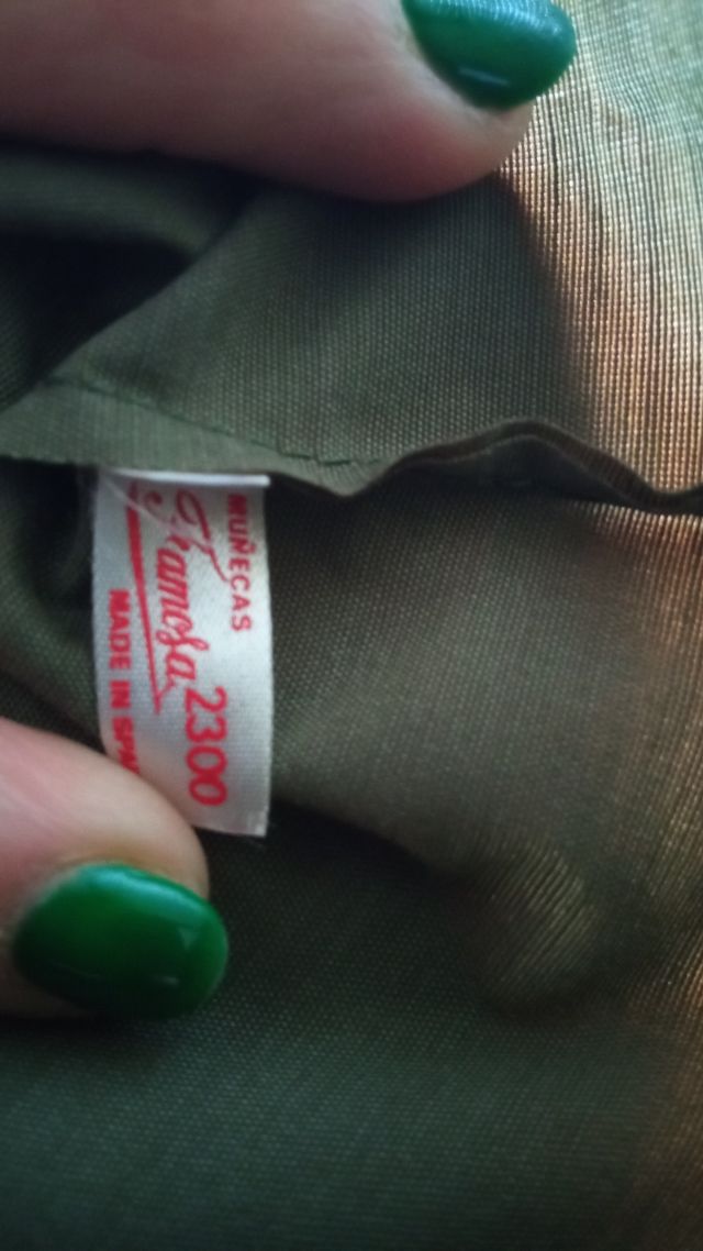 traje "gabardina" Lucas Nancy  famosa